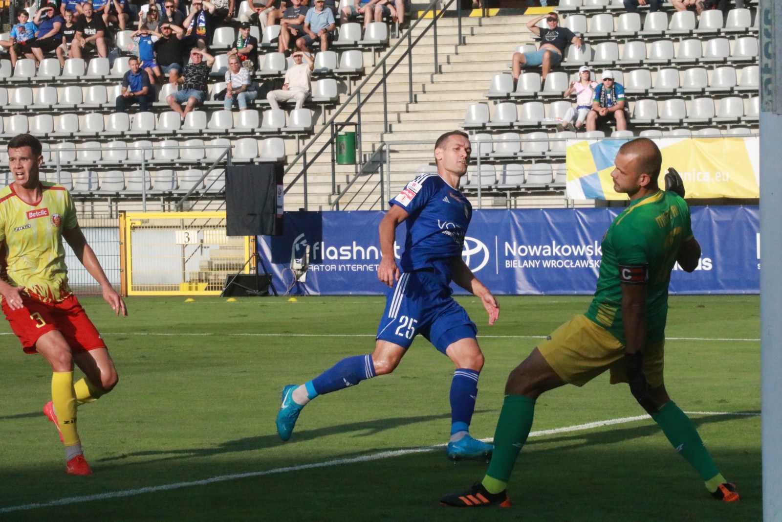 Wysoka wygrana Miedzi Legnica ze Zniczem Pruszków