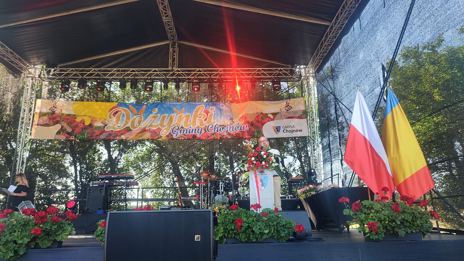 Dożynki Gminy Chojnów odbywają się w malowniczych Okmianach
