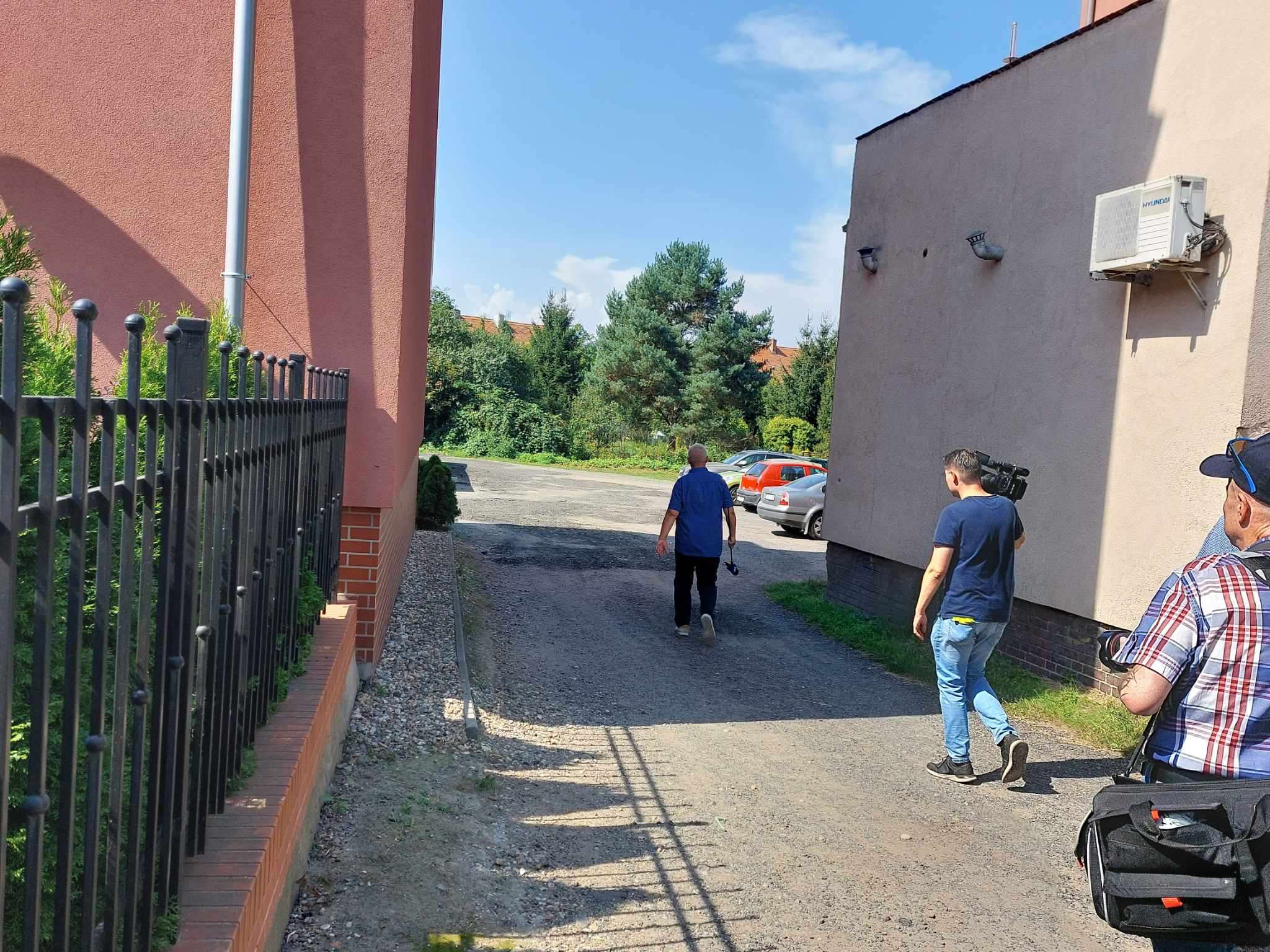 Protestowali przeciwko likwidacji  wjazdu na podwórze