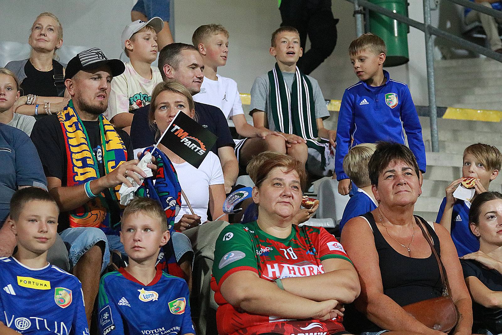 Blisko pięć tysięcy kibiców dopingowało piłkarzy Miedzi