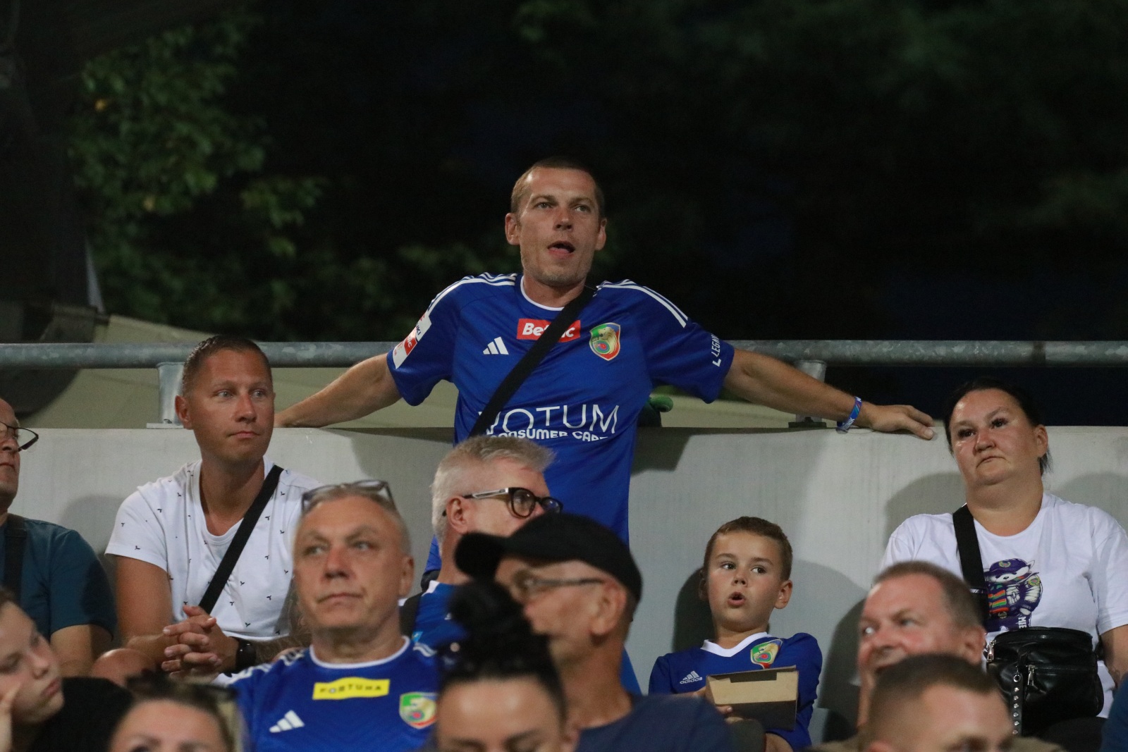 Blisko pięć tysięcy kibiców dopingowało piłkarzy Miedzi