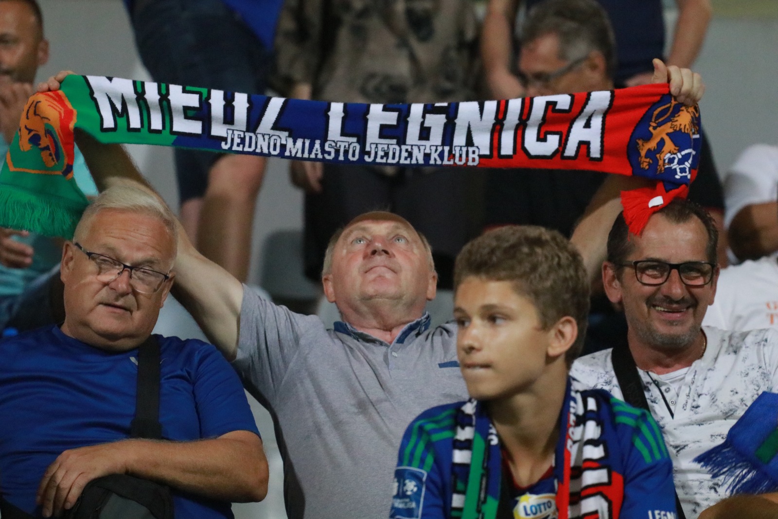 Blisko pięć tysięcy kibiców dopingowało piłkarzy Miedzi