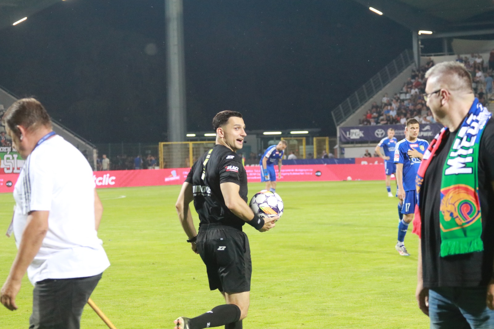 Legniczanie przegrali na własnym boisku z Arką Gdynia