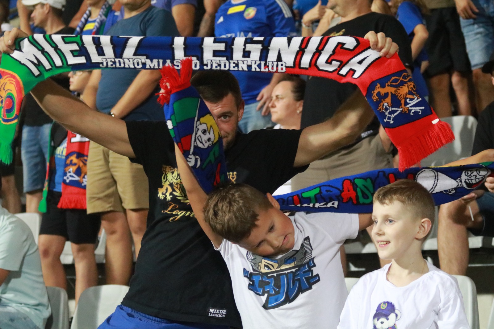 Blisko pięć tysięcy kibiców dopingowało piłkarzy Miedzi