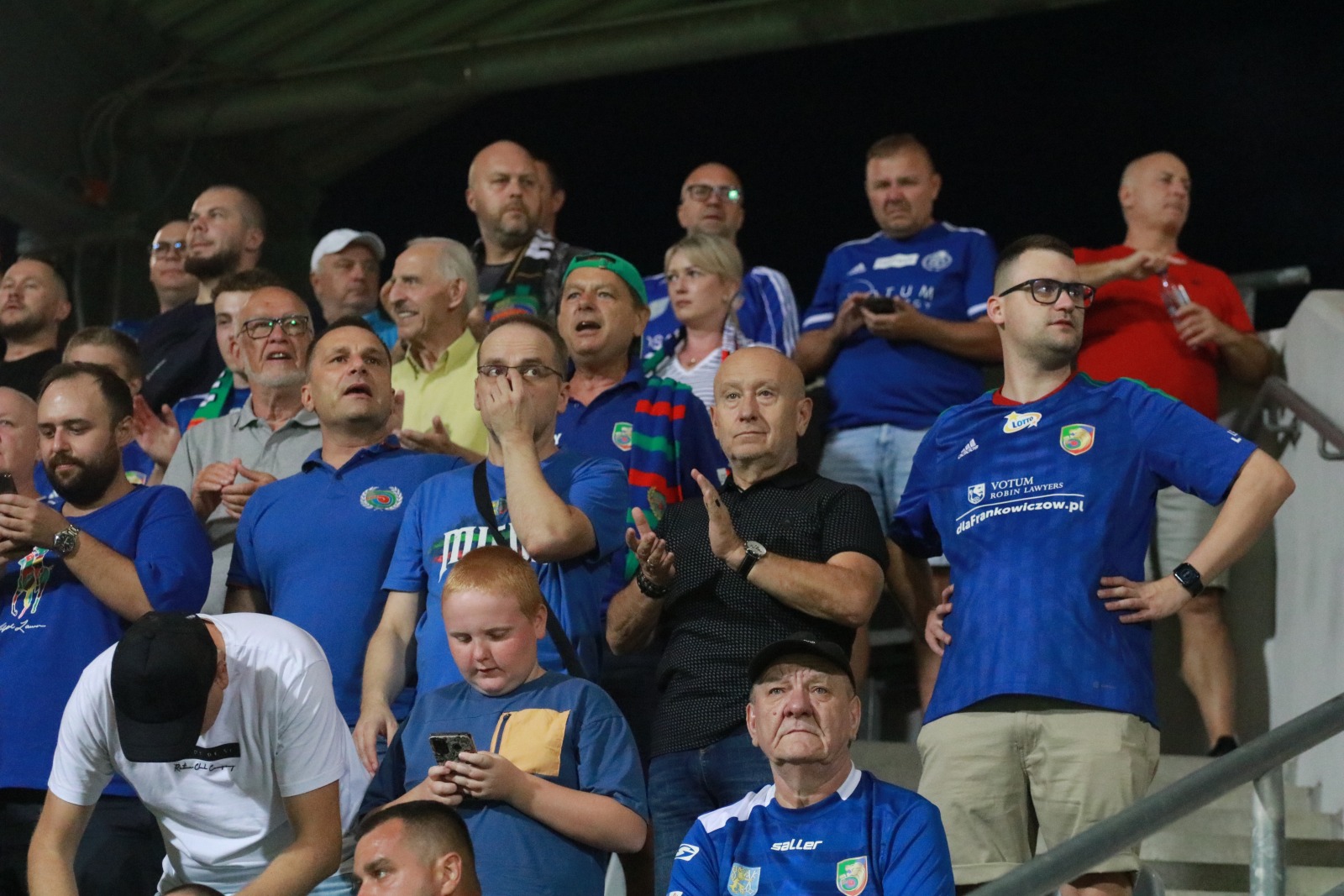 Blisko pięć tysięcy kibiców dopingowało piłkarzy Miedzi