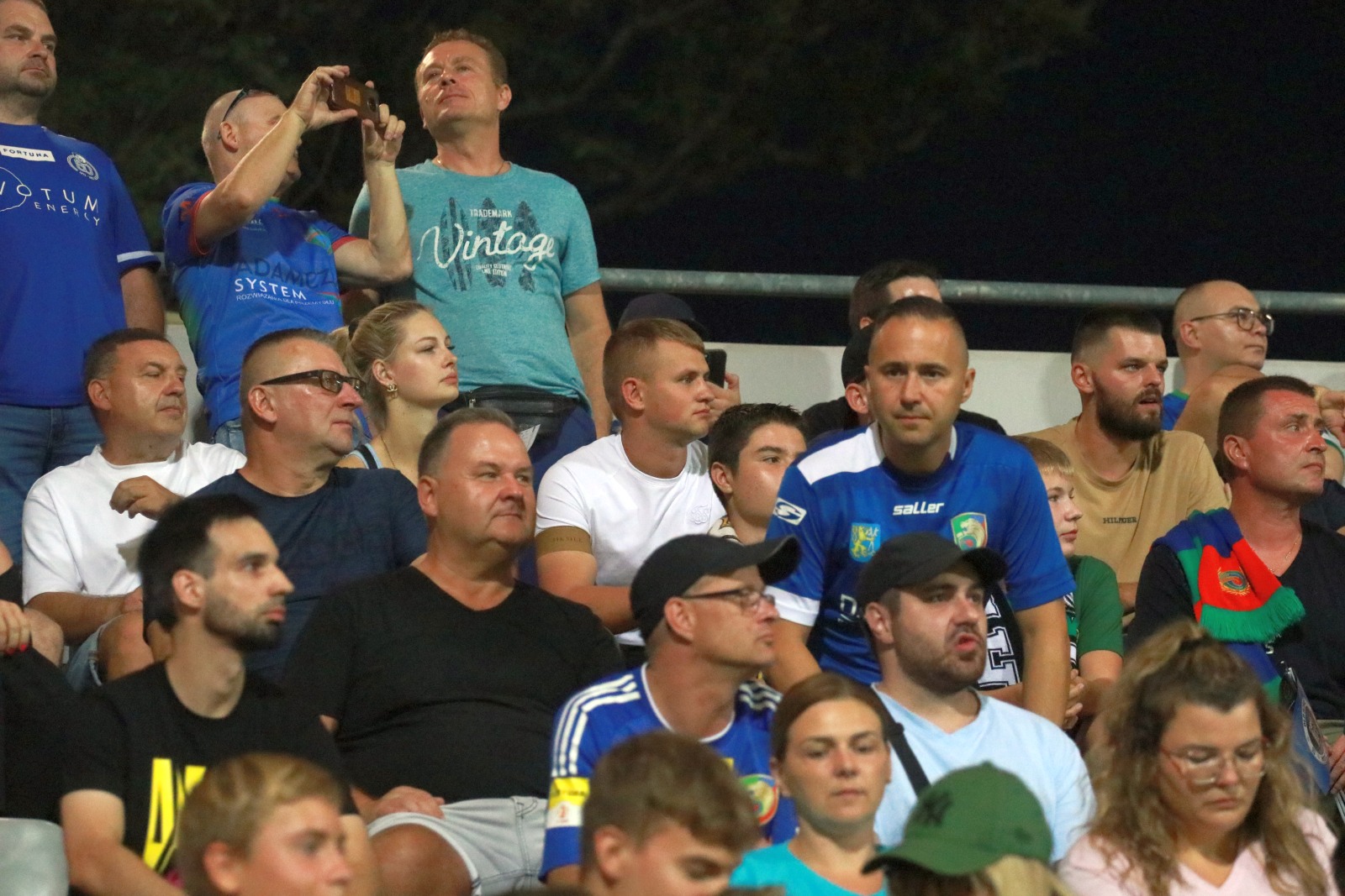 Blisko pięć tysięcy kibiców dopingowało piłkarzy Miedzi