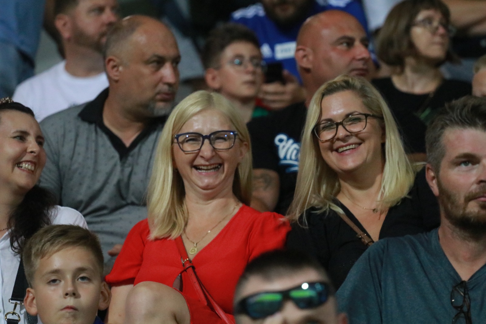 Blisko pięć tysięcy kibiców dopingowało piłkarzy Miedzi