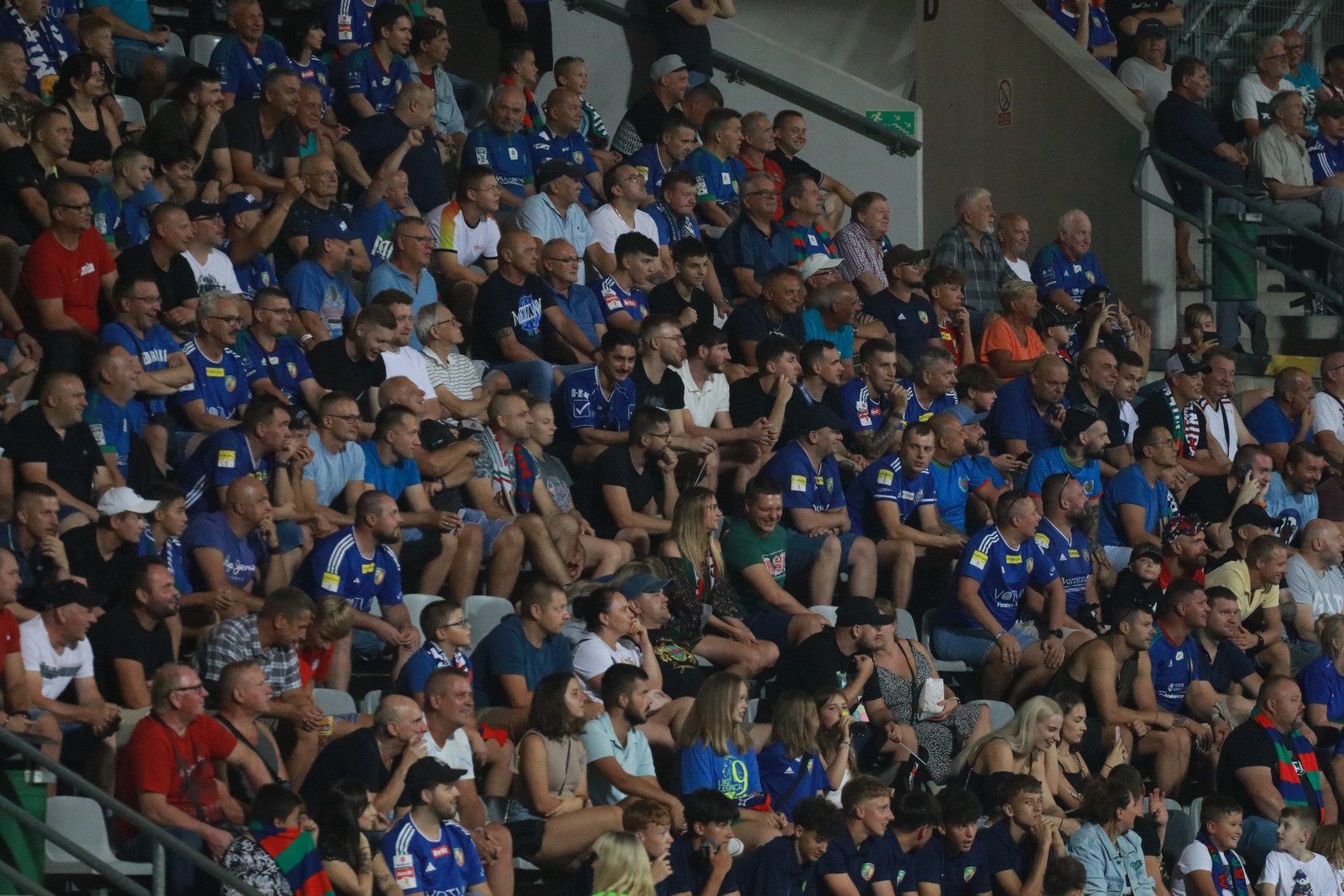Blisko pięć tysięcy kibiców dopingowało piłkarzy Miedzi