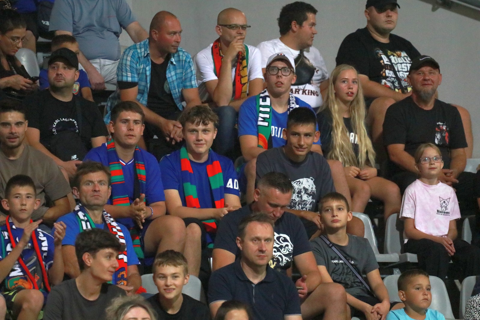 Blisko pięć tysięcy kibiców dopingowało piłkarzy Miedzi