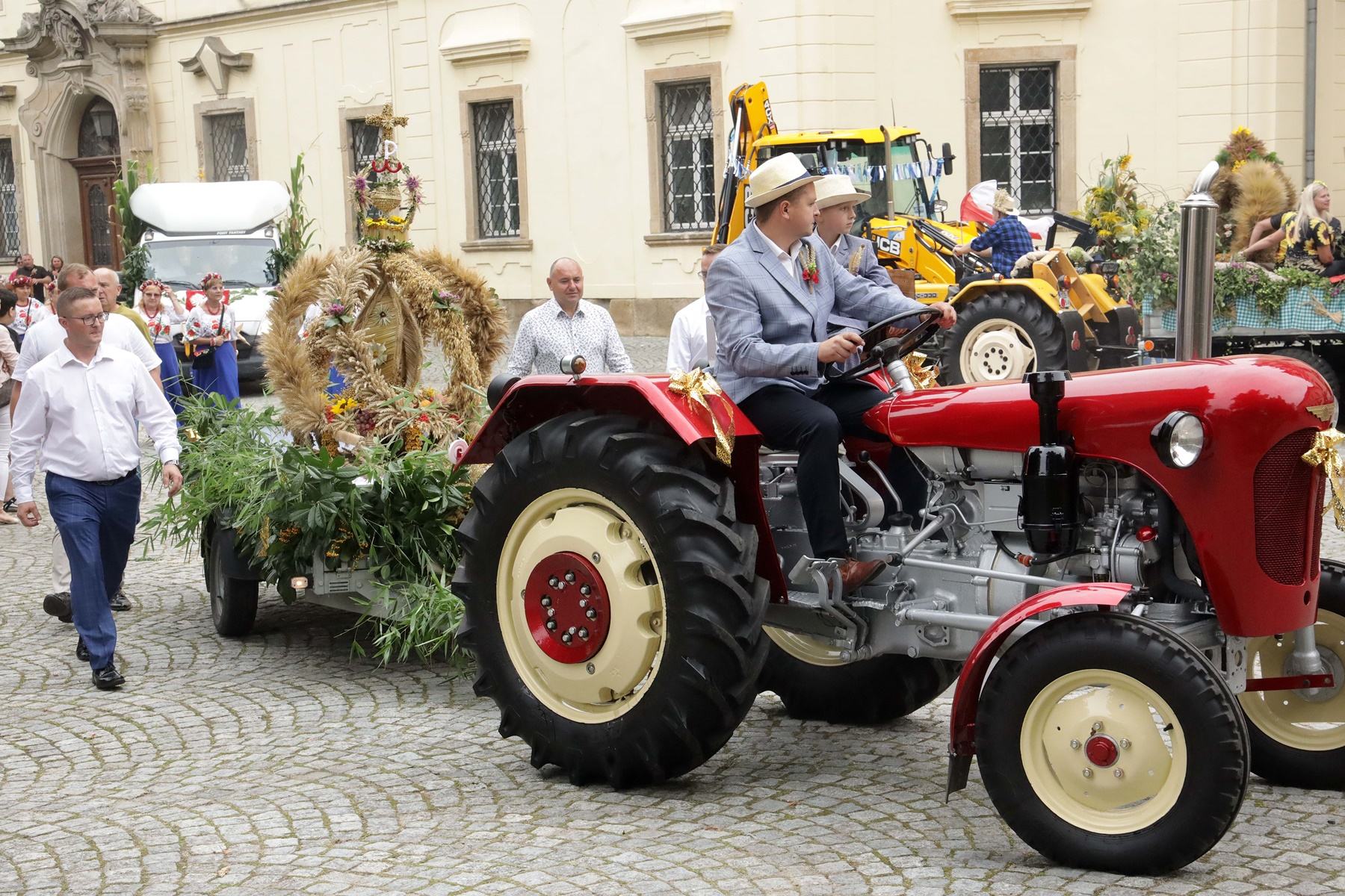 Dożynki Gminne w Legnickim Polu – Święto Plonów