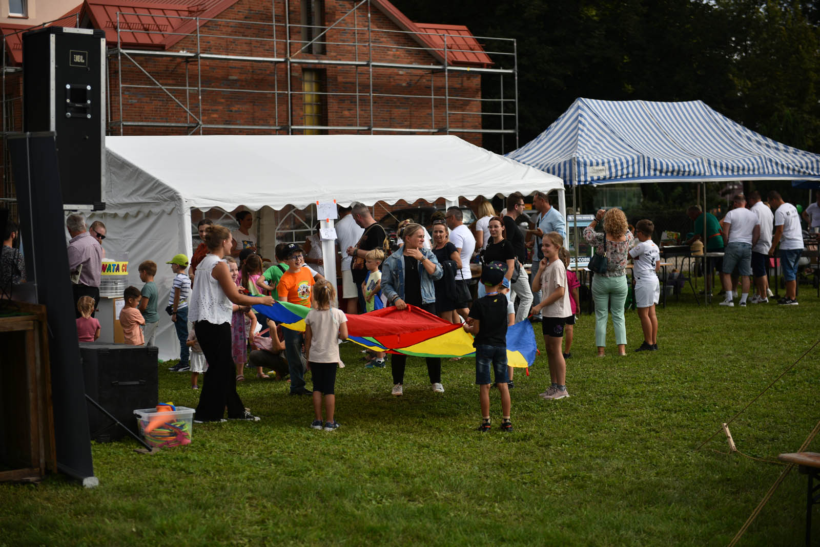 MIeszkańcy Osiedla Sienkiewicza bawili się na festynie rodzinnym