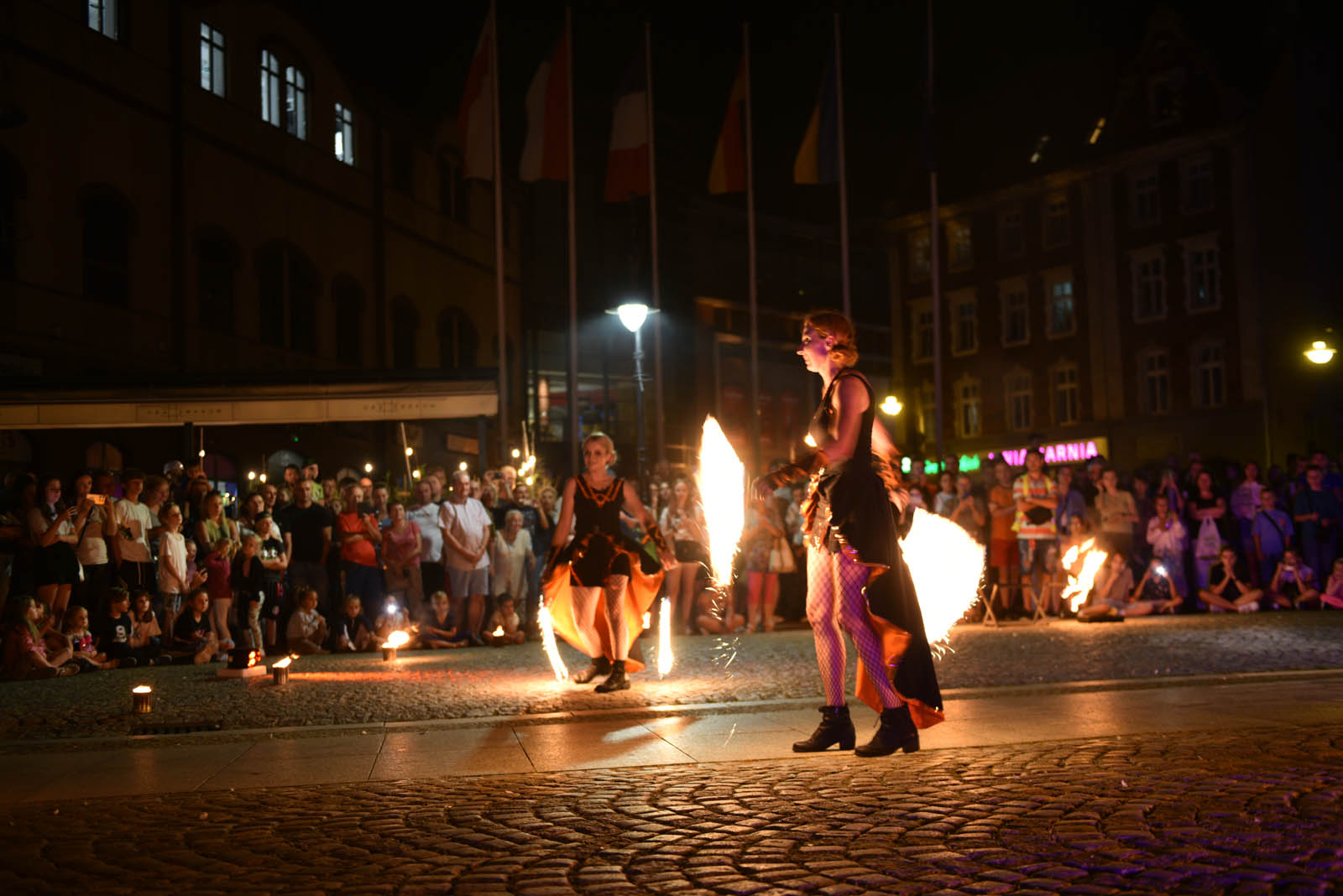 Teatr Ognia Azislight oczarował widzów spektakularnym pokazem