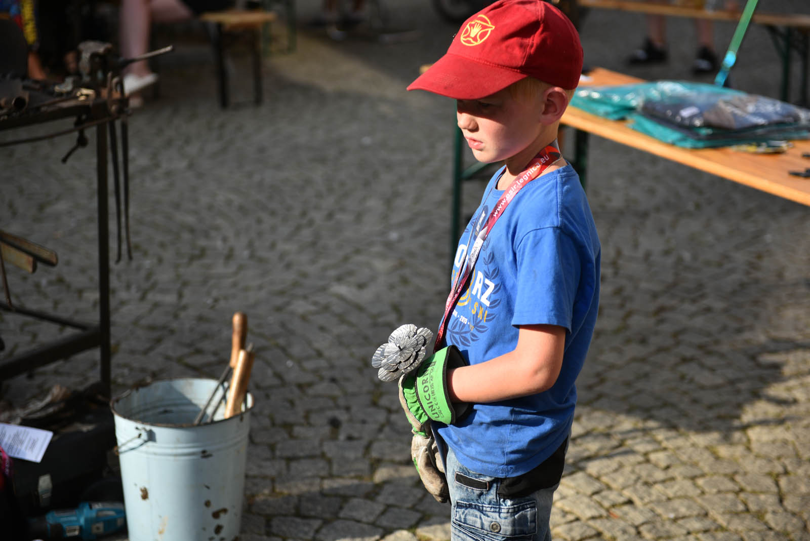 Kowale w drugim dniu turnieju wykuwali piękne kwiaty