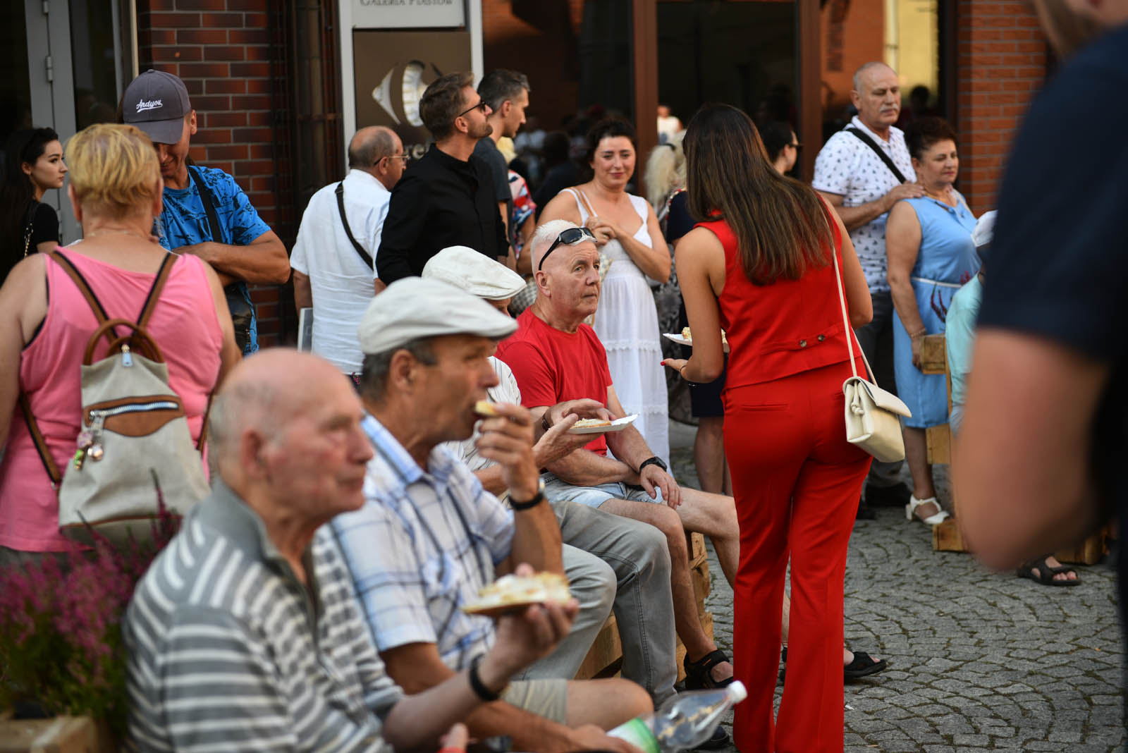 Kowale w drugim dniu turnieju wykuwali piękne kwiaty