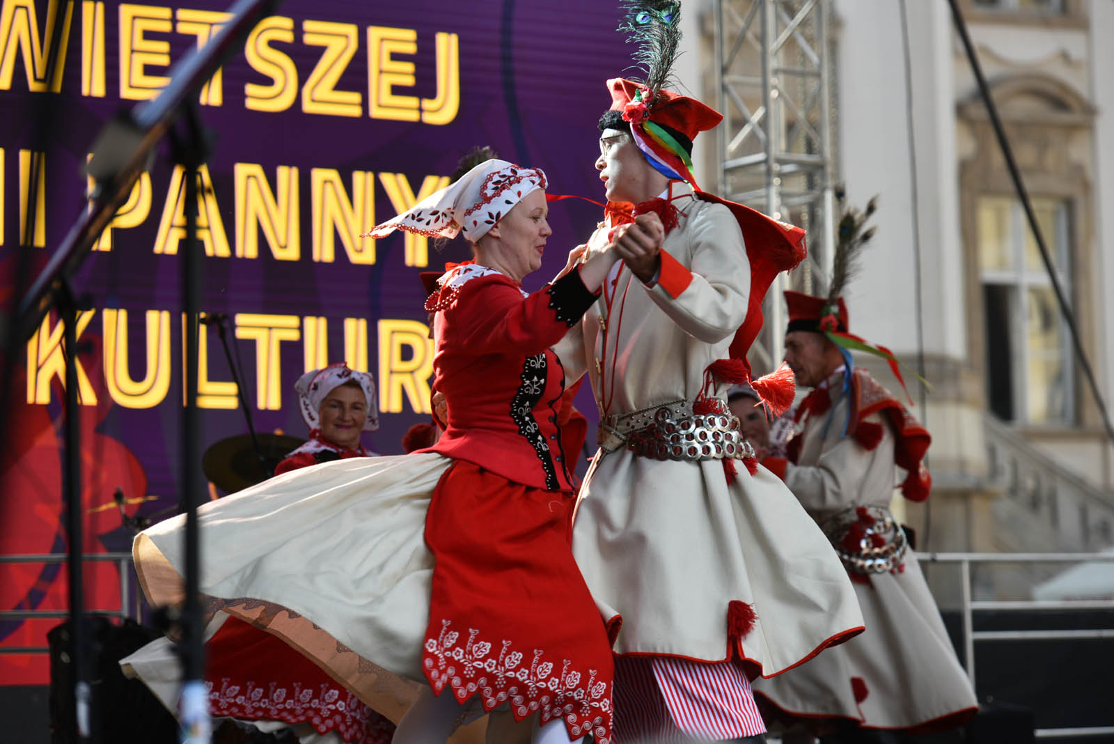 Imieniny Ulicy Najświętszej Marii Panny-Kto siedzi na miedzi (-y