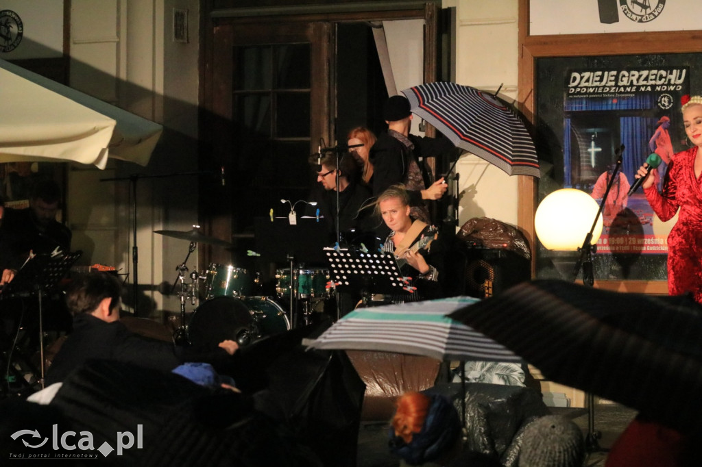 Wieczór teatralnej muzyki na legnickim rynku