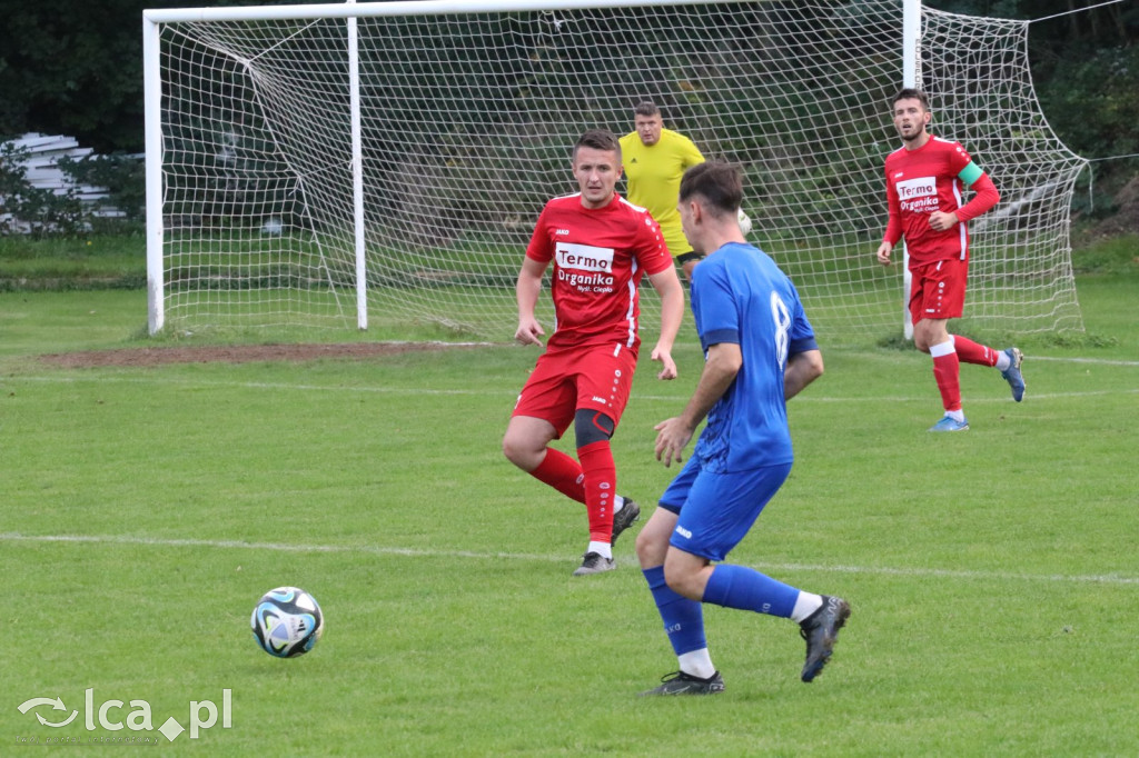 Klasa Okręgowa:  Konfeks Legnica - KS Męcinka 6:0