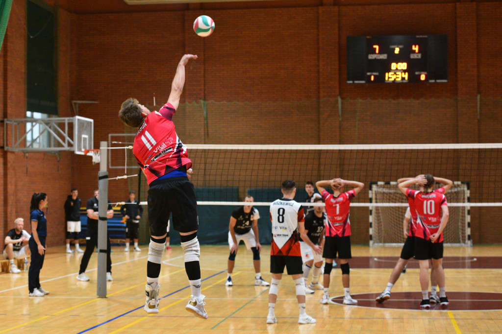 Tubądzin Volley MOSiR bez szans. Pewne zwycięstwo Ikara