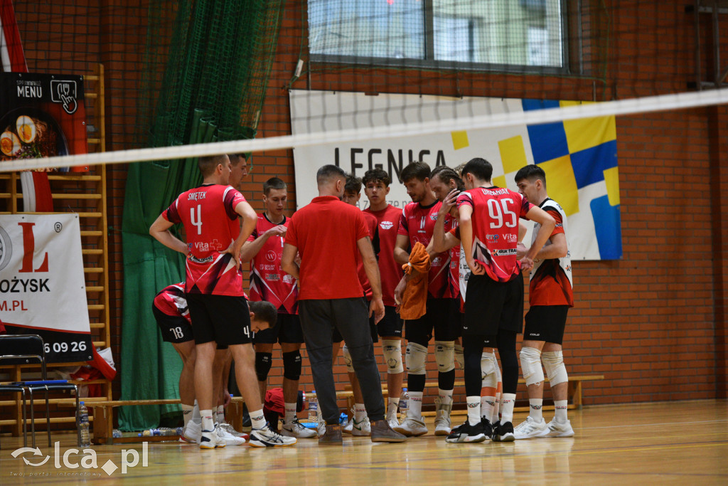 Tubądzin Volley MOSiR bez szans. Pewne zwycięstwo Ikara