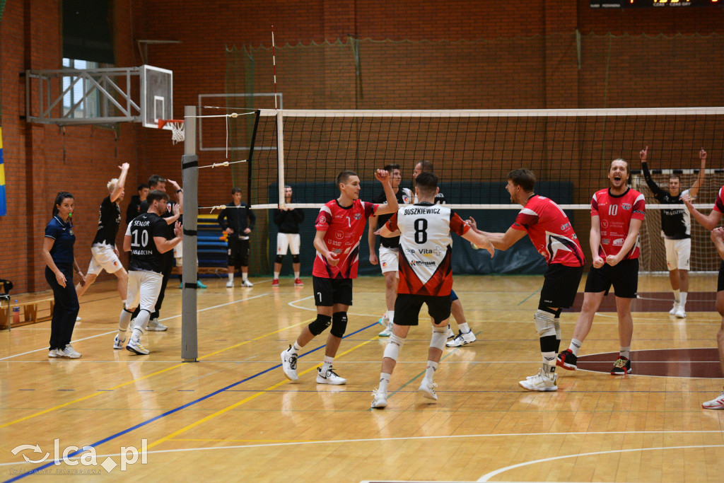 Tubądzin Volley MOSiR bez szans. Pewne zwycięstwo Ikara