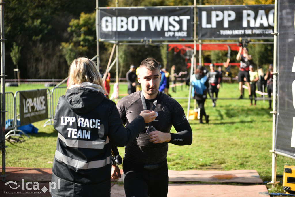 Bieg z przeszkodami i pomoc dla schroniska. Udana edycja LPP RACE OCR