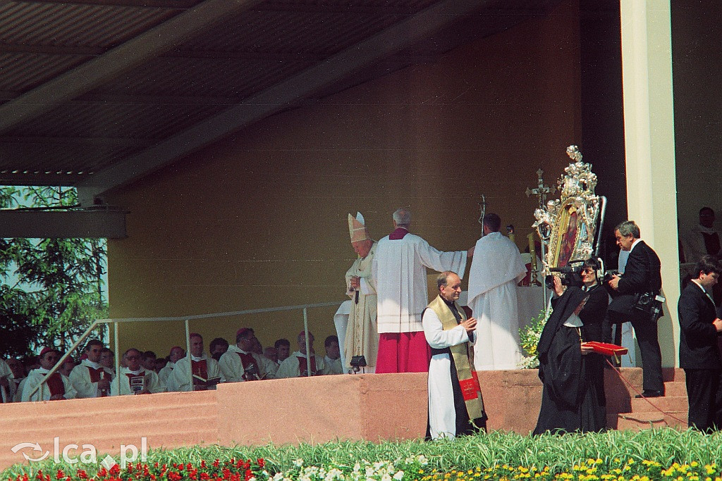 W 1997 roku Jan Paweł II był w Legnicy