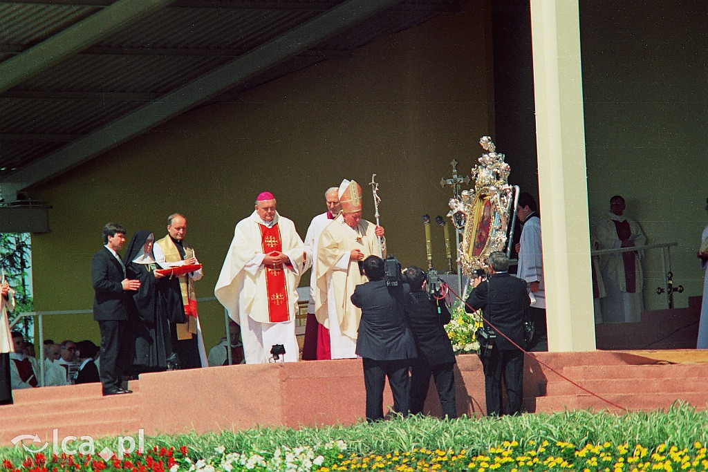 W 1997 roku Jan Paweł II był w Legnicy