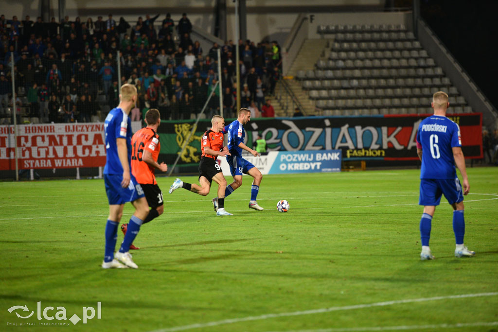 Derby dla Miedzi! Bramka Kwietnia ozdobą meczu