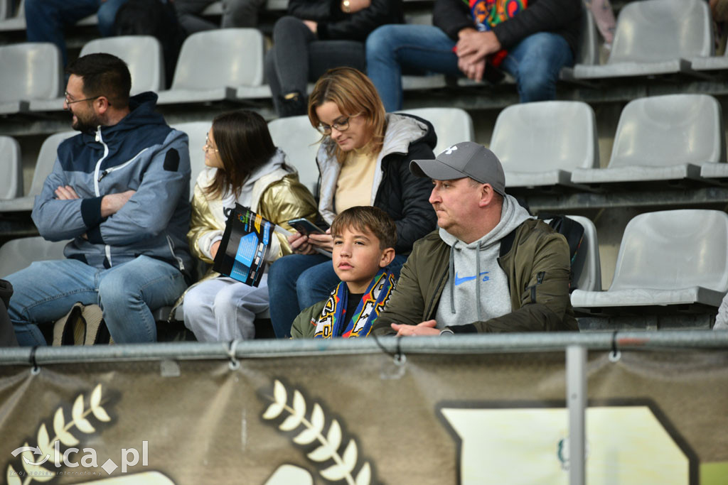 Blisko 4500 widzów oglądało derby