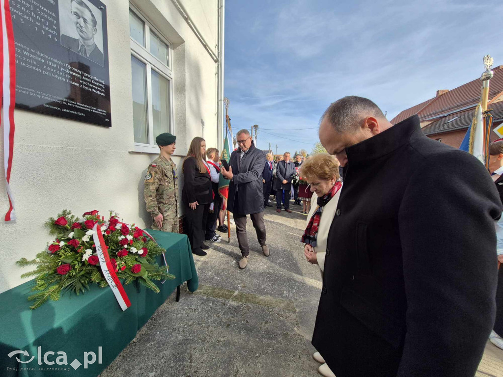 Odsłonięcie tablicy pamięci Władysława Obertańca