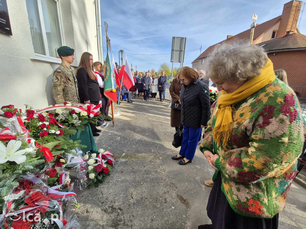 Odsłonięcie tablicy pamięci Władysława Obertańca