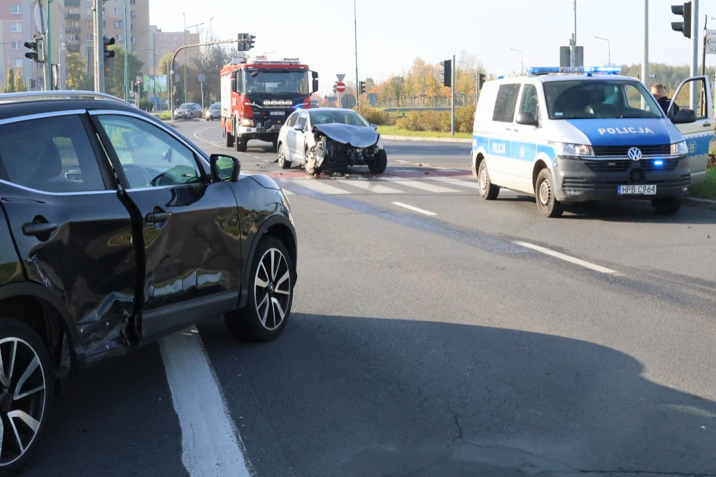 Przejechał na czerwonym i spowodował kolizję