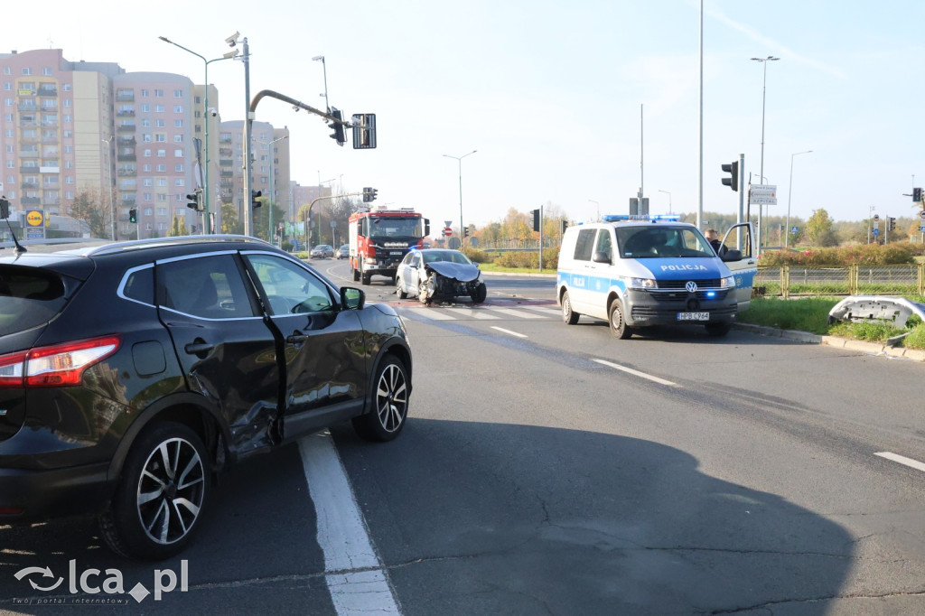 Przejechał na czerwonym i spowodował kolizję