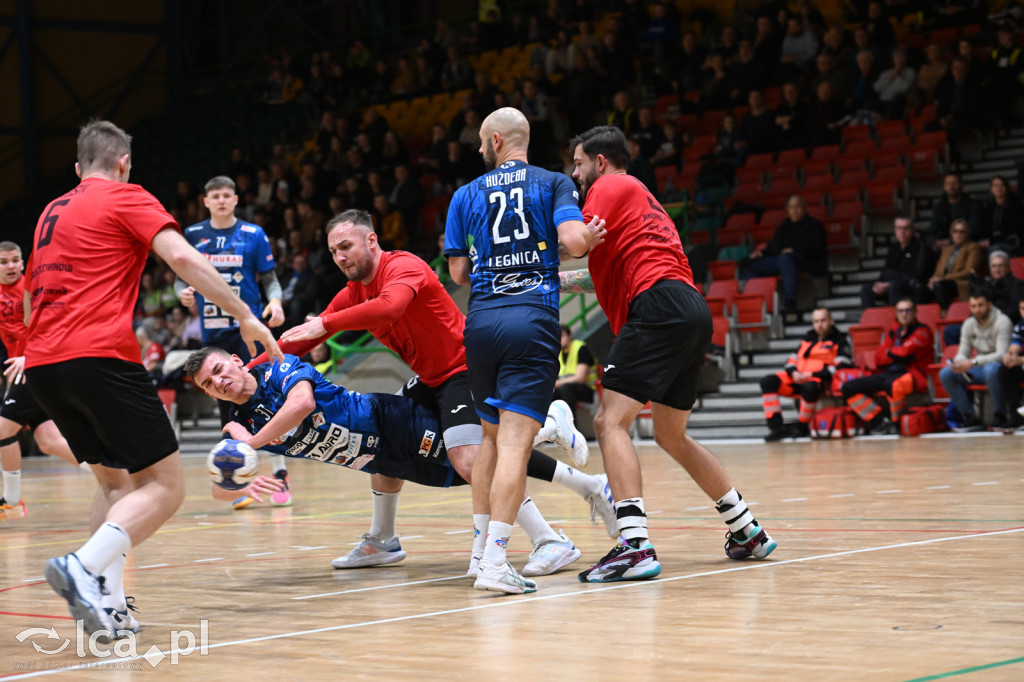 Trzecia porażka Siódemki Miedź Huras Legnica