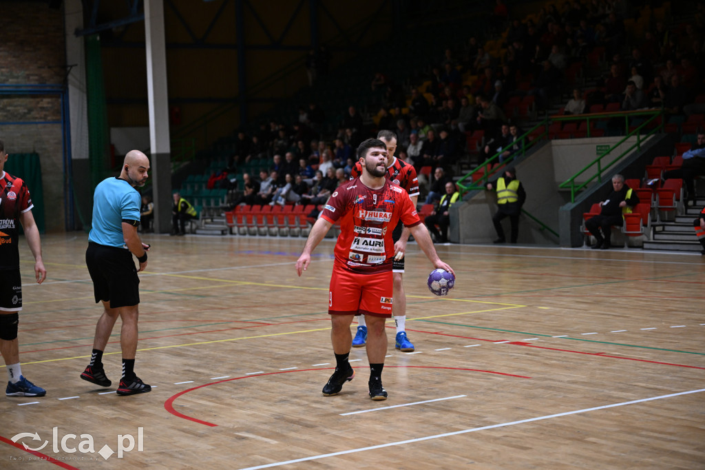 Waleczna Siódemka Legnica ulega Ostrovii