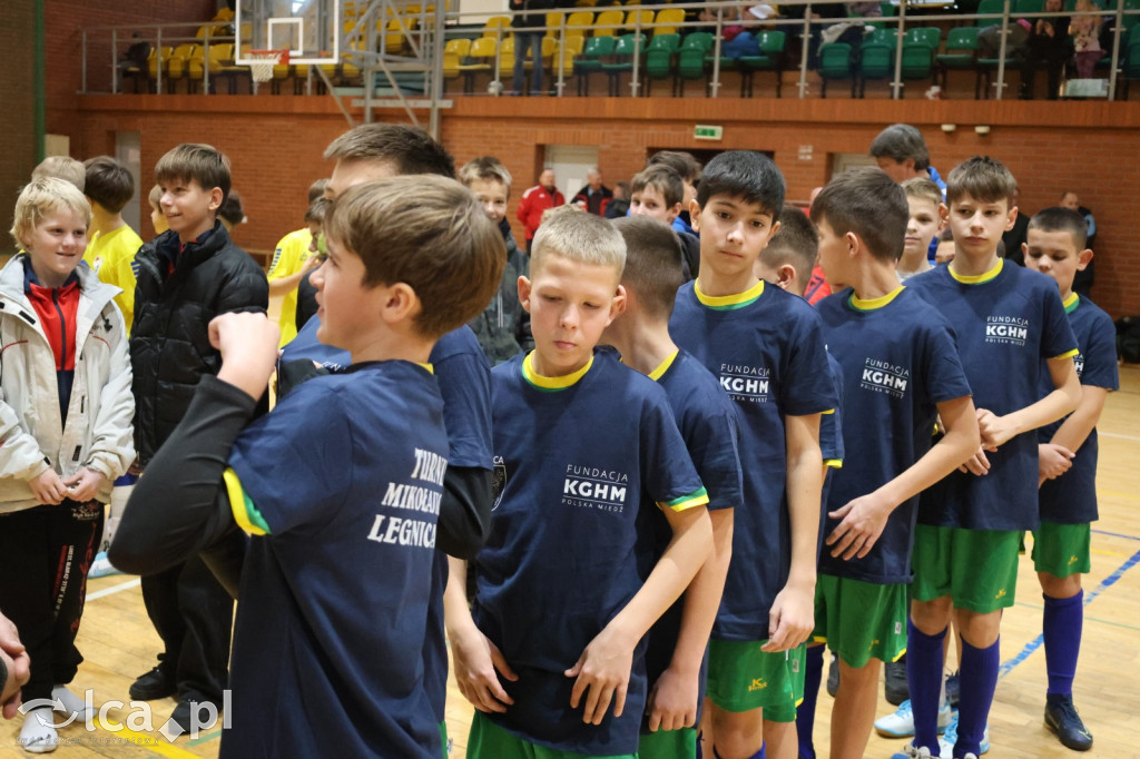 Mikołajkowy Turniej Piłki Nożnej w Legnicy cz1