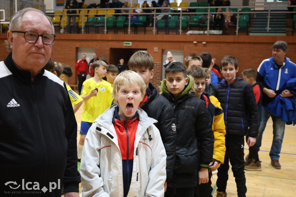 Mikołajkowy Turniej Piłki Nożnej w Legnicy cz1