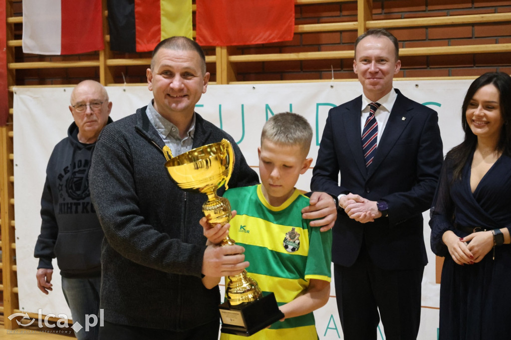 Mikołajkowy Turniej Piłki Nożnej w Legnicy cz2