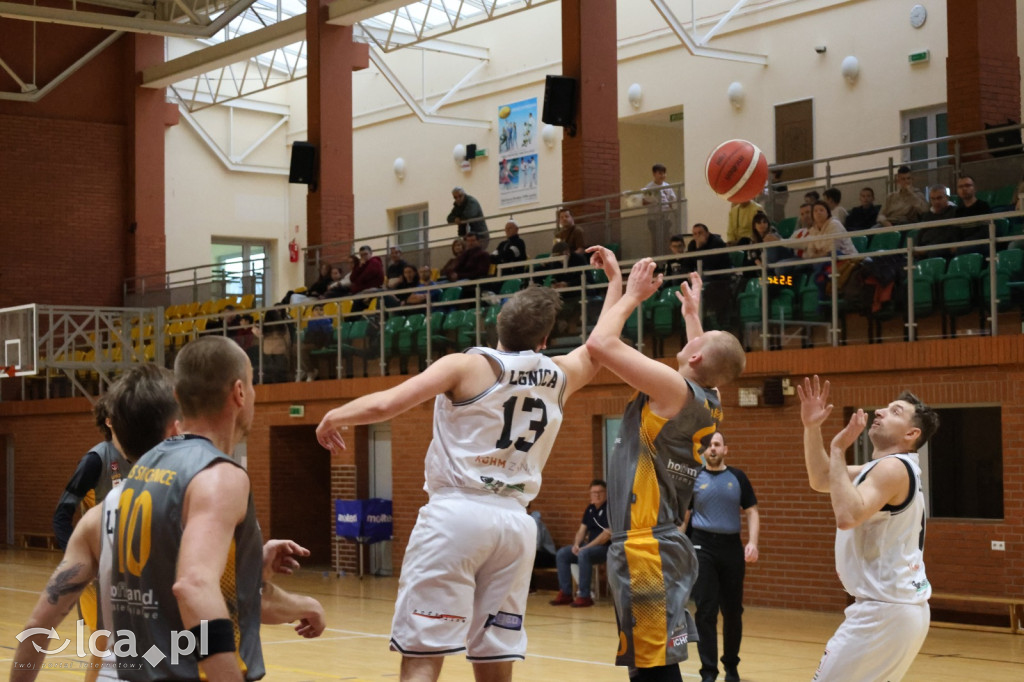 Legnicki Basket rzuca ponad 100 punktów