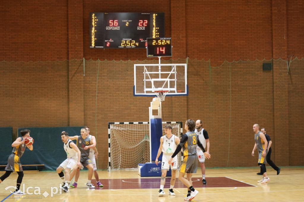 Legnicki Basket rzuca ponad 100 punktów