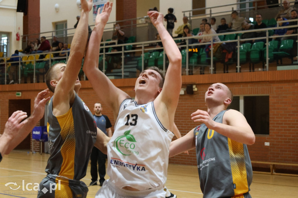 Legnicki Basket rzuca ponad 100 punktów