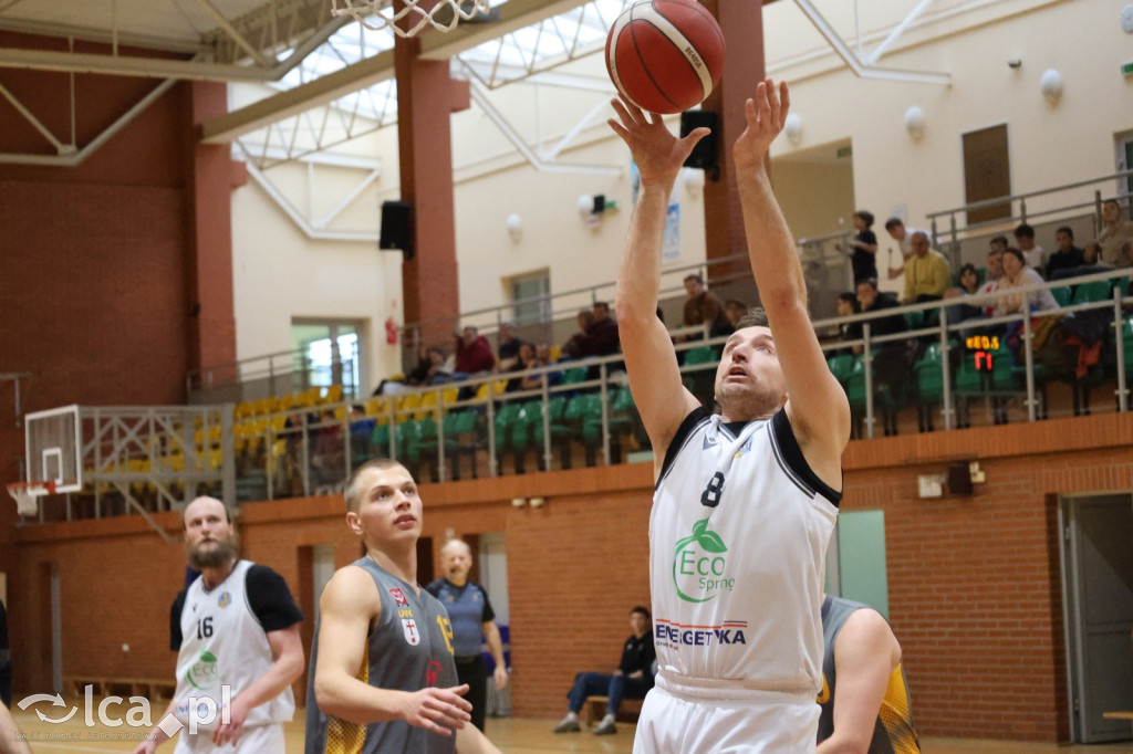 Legnicki Basket rzuca ponad 100 punktów