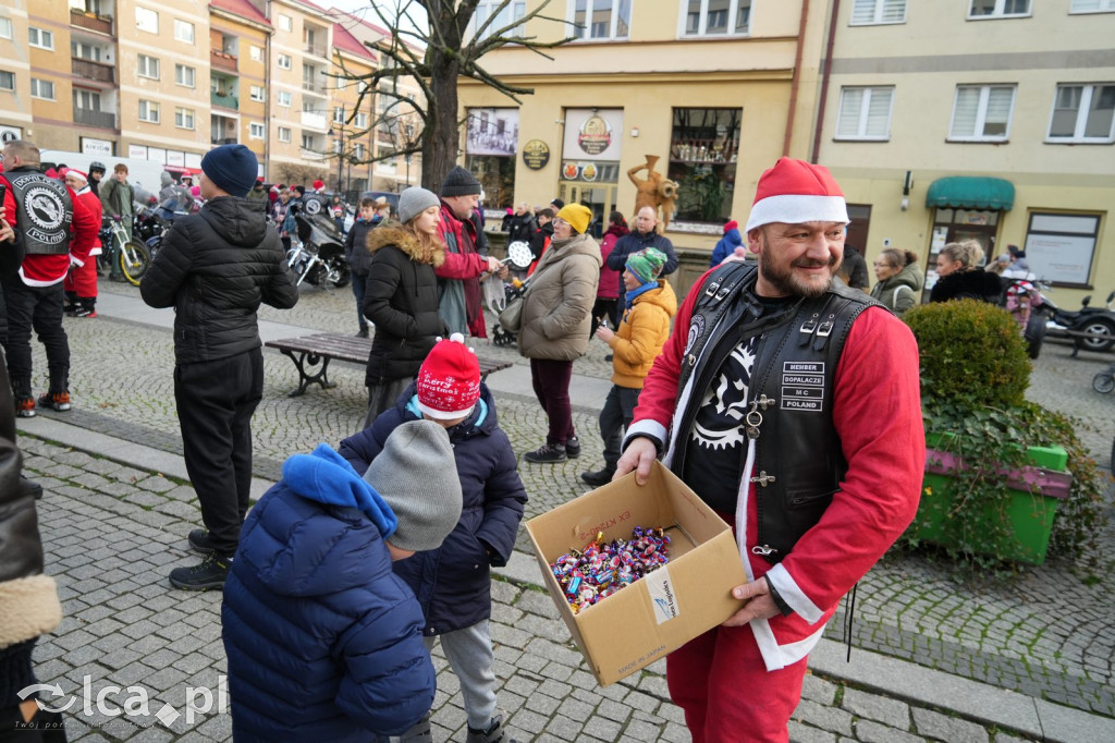 Moto Mikołaje na legnickim Rynku
