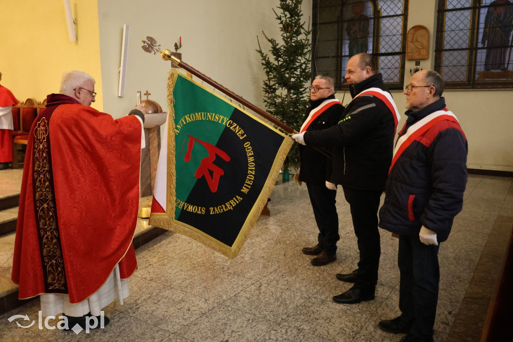 Poświęcenie sztandaru opozycji antykomunistycznej
