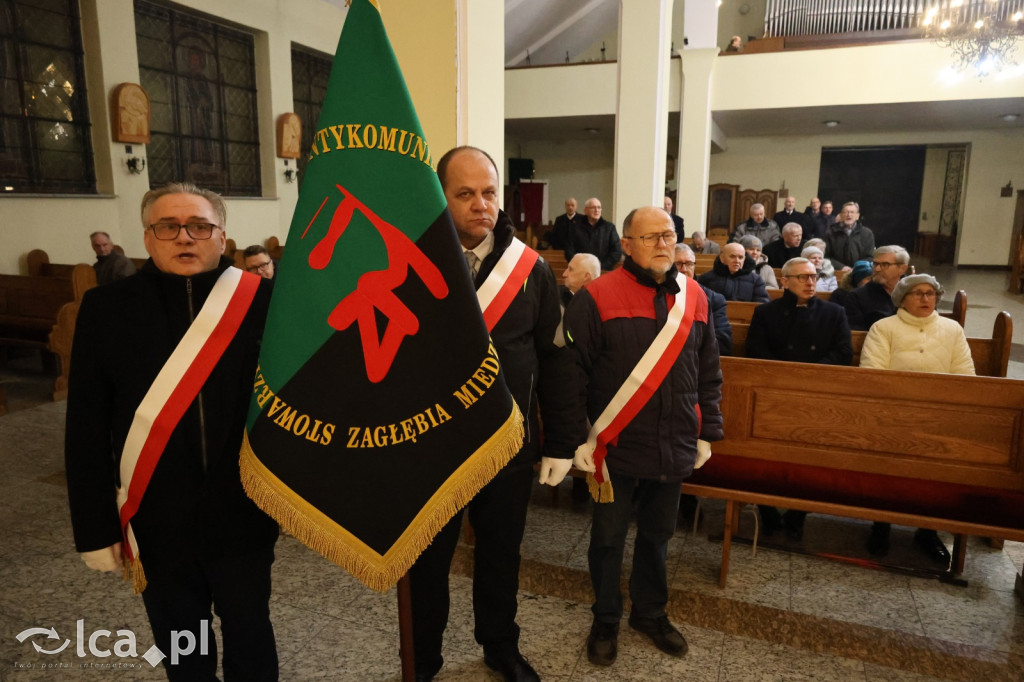 Poświęcenie sztandaru opozycji antykomunistycznej