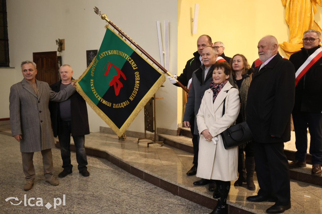 Poświęcenie sztandaru opozycji antykomunistycznej