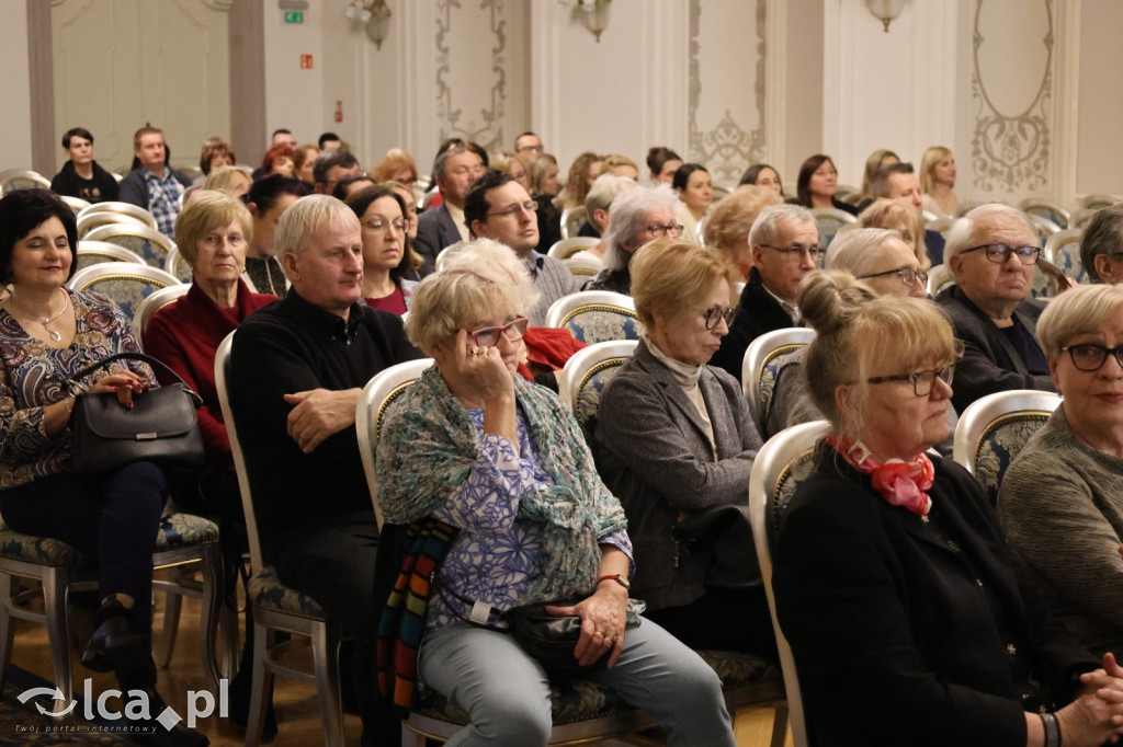 Publikacja o Gumińskim Książką Roku 2023