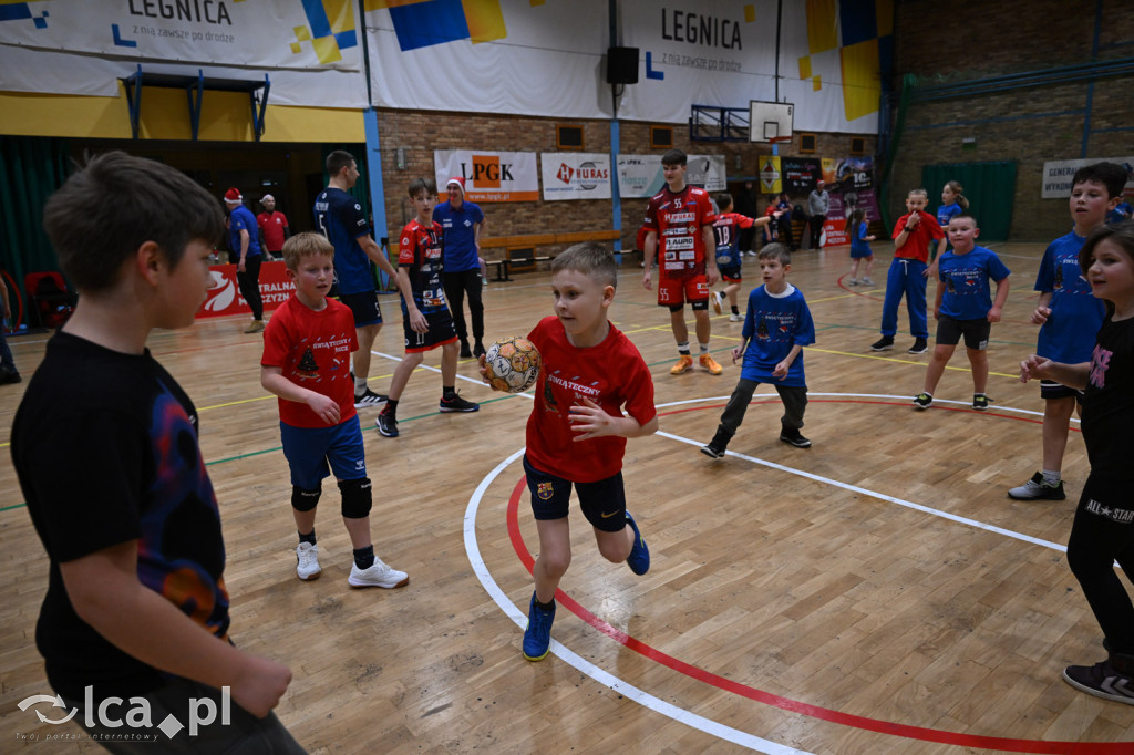 Kosmiczna Gwiazdka z Siódemką