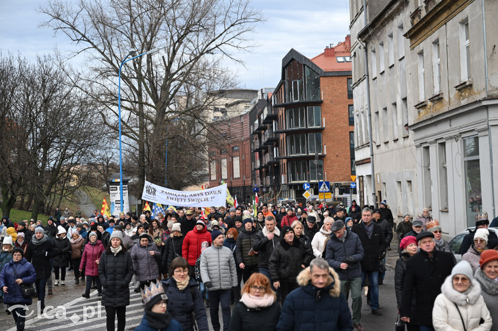 Orszak Trzech Króli przeszedł ulicami Legnicy