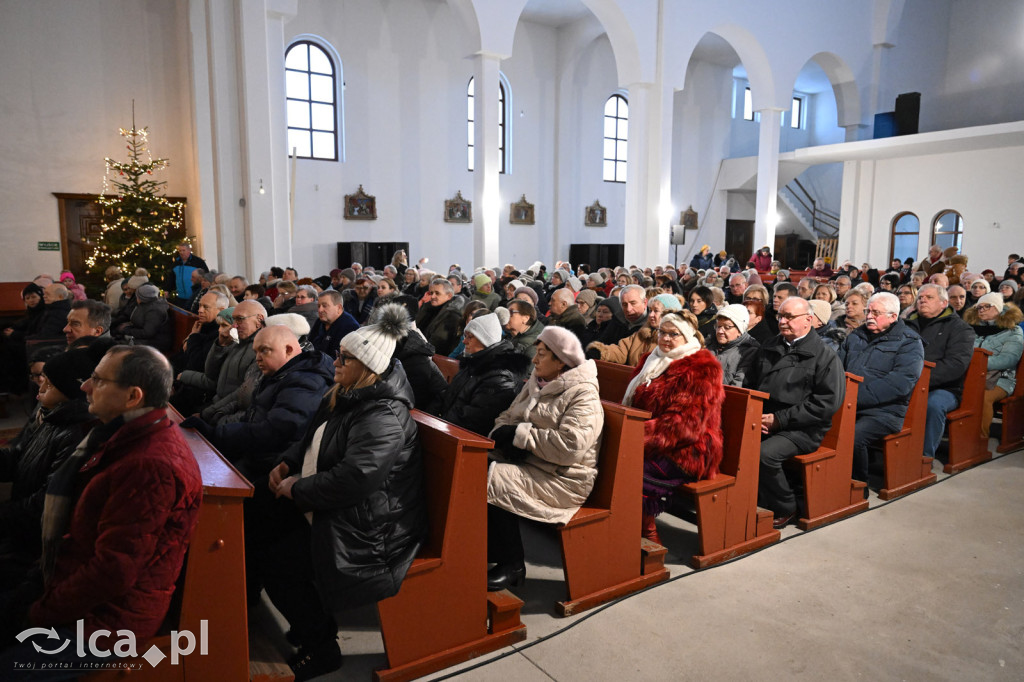 Religijno-świąteczny koncert Bayer Full w Legnicy